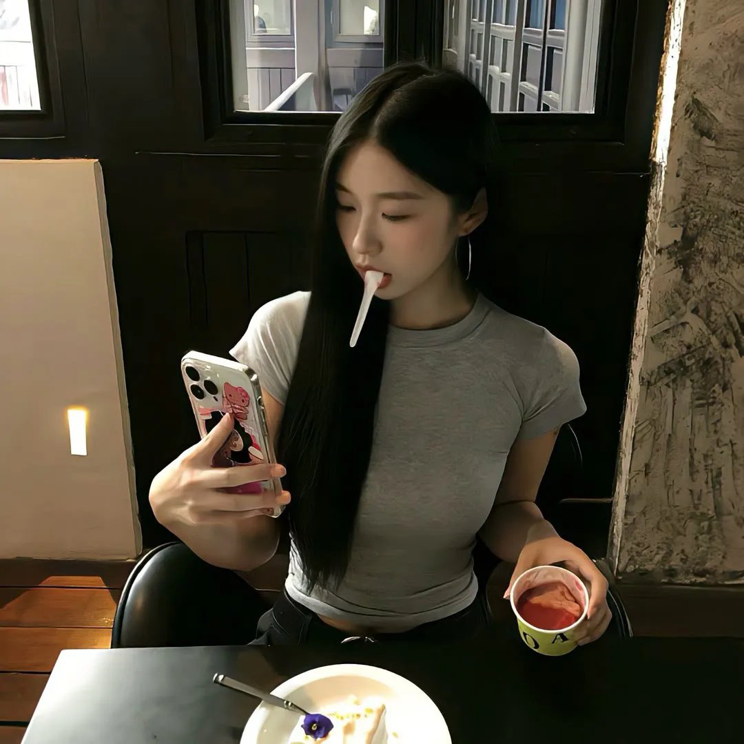 春中六日 海报
